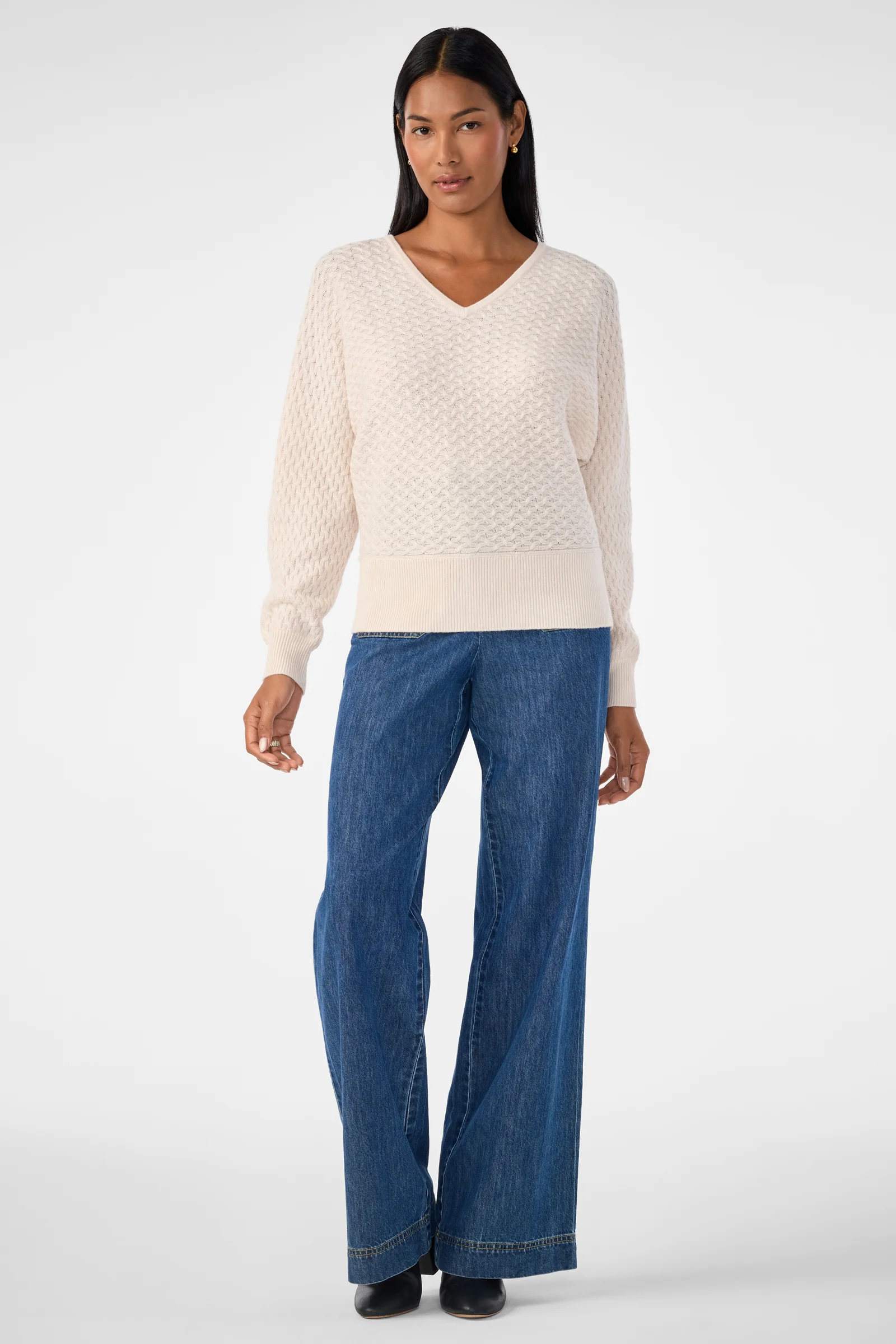 Lima V-Neck Pullover - Image 7