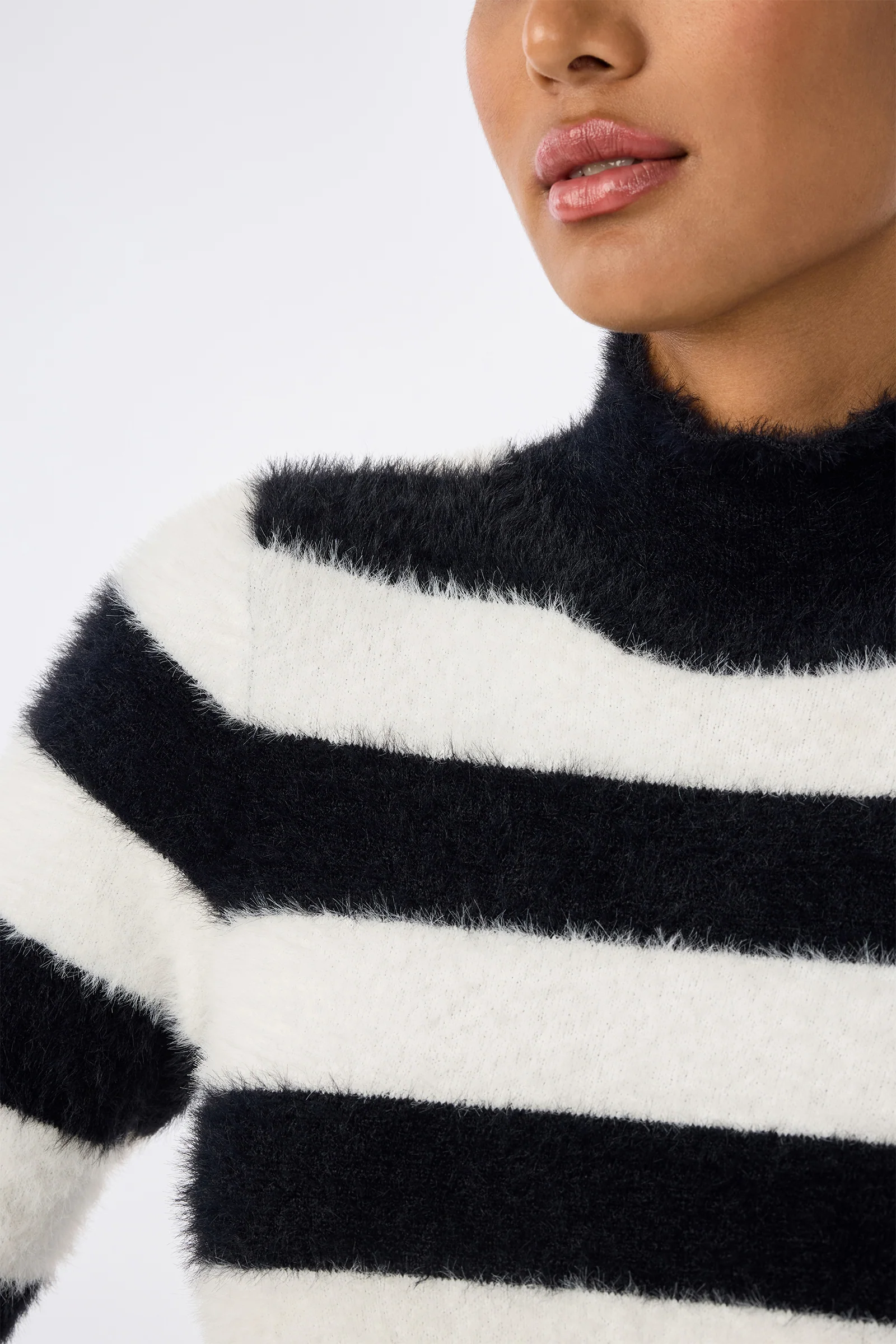 Mali Mock Neck Pullover - Image 5