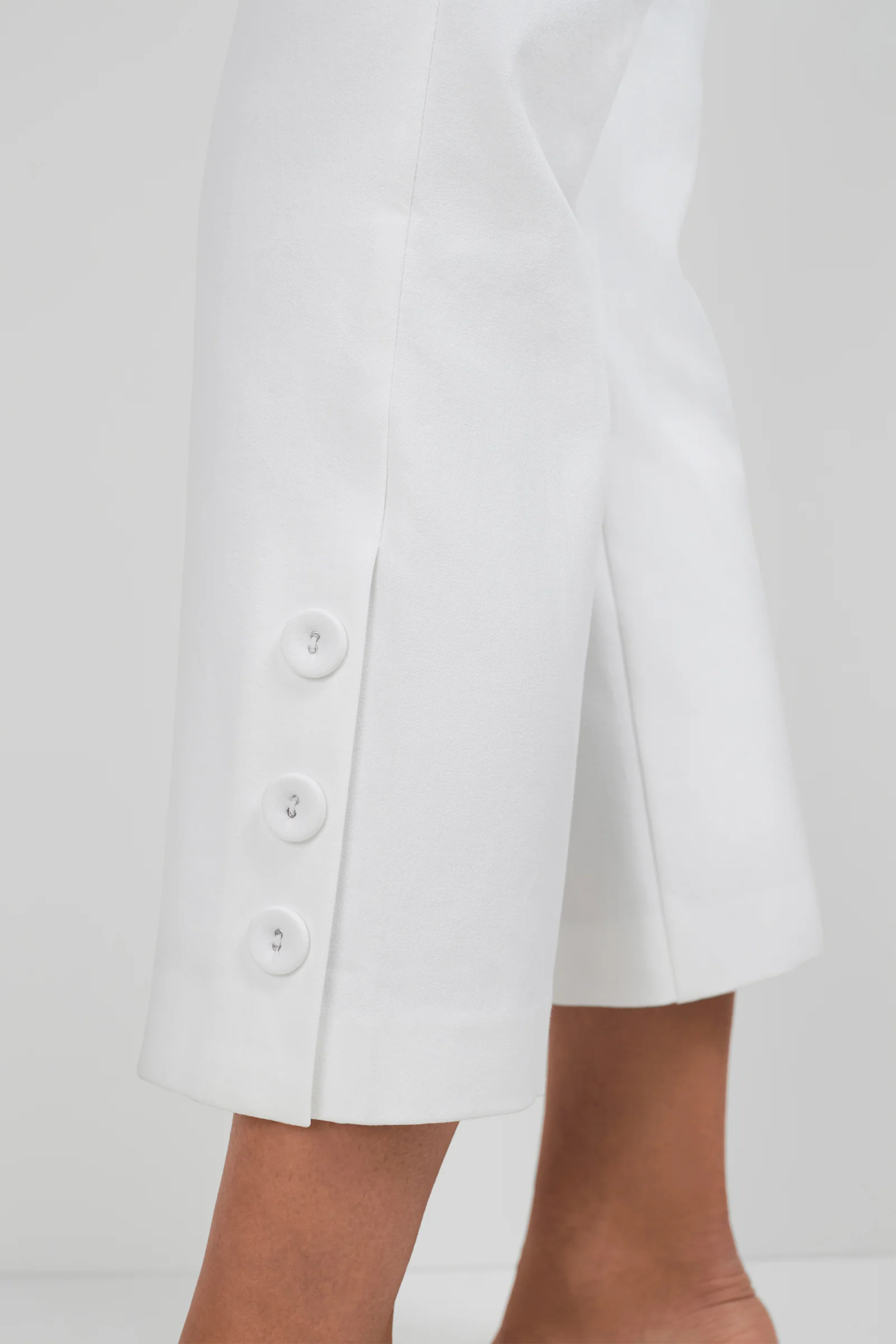 Ore Button-Hem Cropped Pants - Image 7