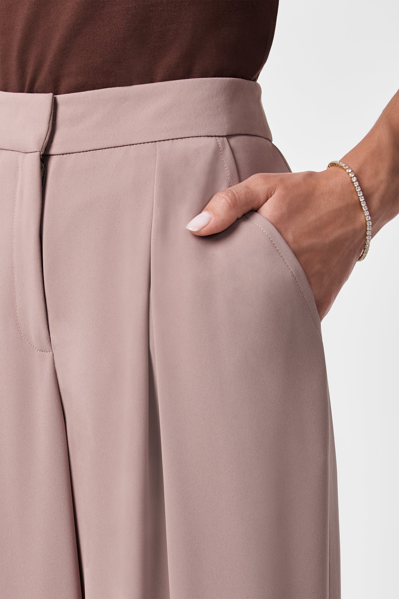 Saige Wide-Leg Short Pants - Image 10